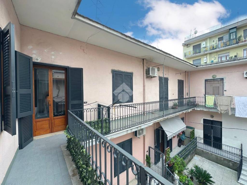 Appartamento in vendita ad Arzano via Alfredo Pecchia, 83