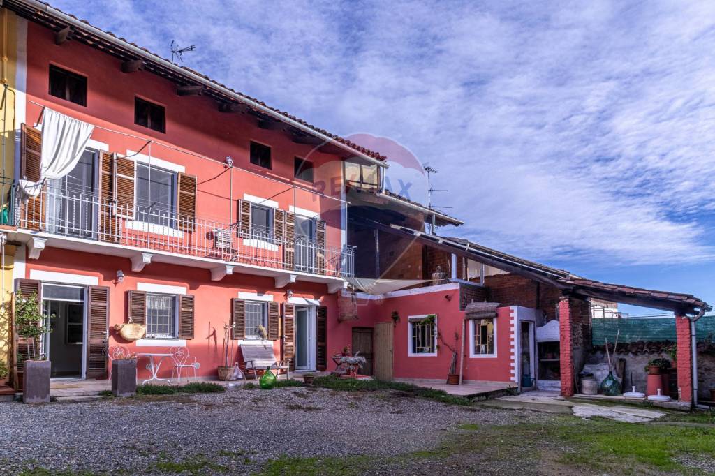 Casa Indipendente in vendita a Benna via Cesare Battisti, 19