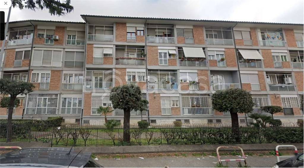Appartamento in vendita a Roma via Nino Ilari, 1