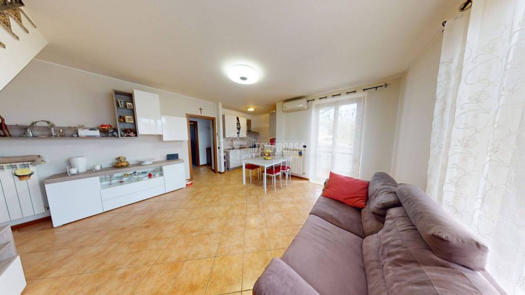 Appartamento in vendita a Cesano Maderno via g. Mercalli