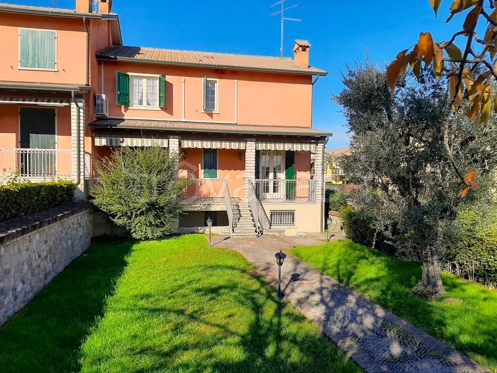 Villa a Schiera in vendita a Monzambano