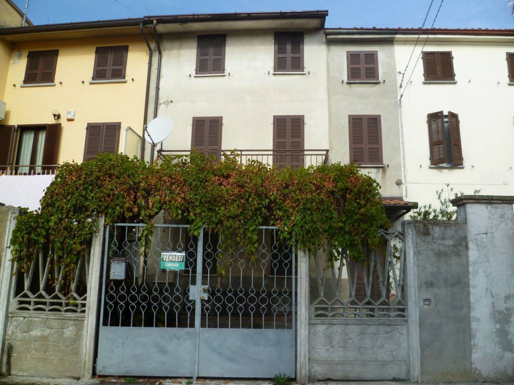 Villa in vendita a Rovescala via marconi s.n.c