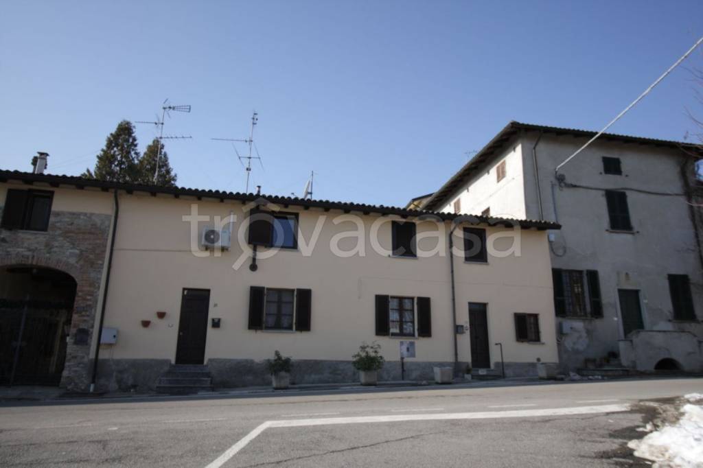 Appartamento in vendita a Santa Maria della Versa via garibaldi, 35