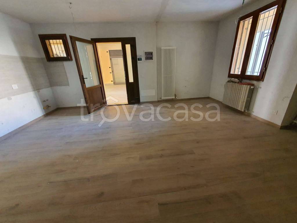 Appartamento in vendita a Bagnolo Cremasco via Giuseppe Mazzini