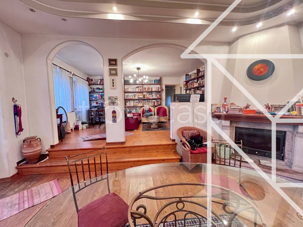 Villa in vendita a Trieste località Padriciano, 46