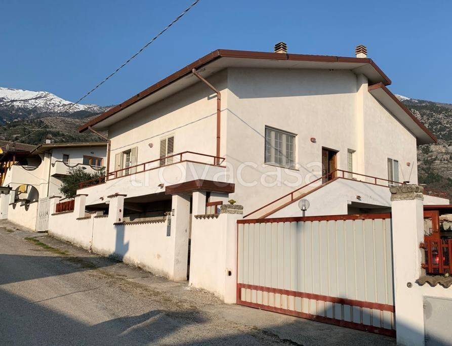 Villa in in vendita da privato a Sulmona via Case Lupi, 14