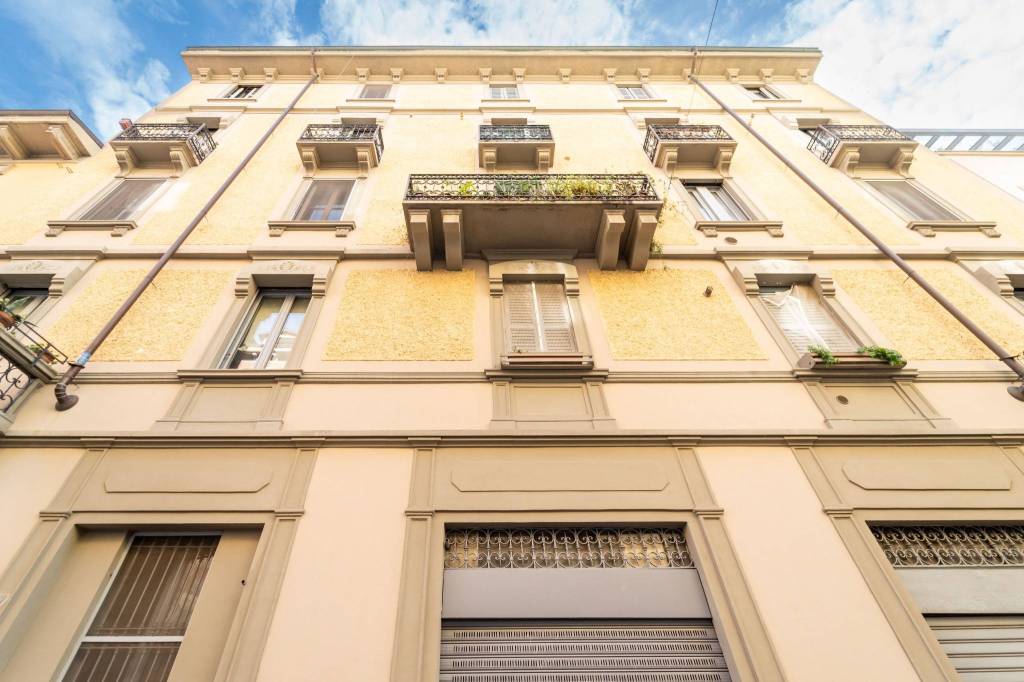 Appartamento in vendita a Milano via Atto Vannucci, 10