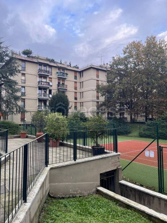 Appartamento in vendita ad Agrate Brianza via Giuseppe Verdi, 3