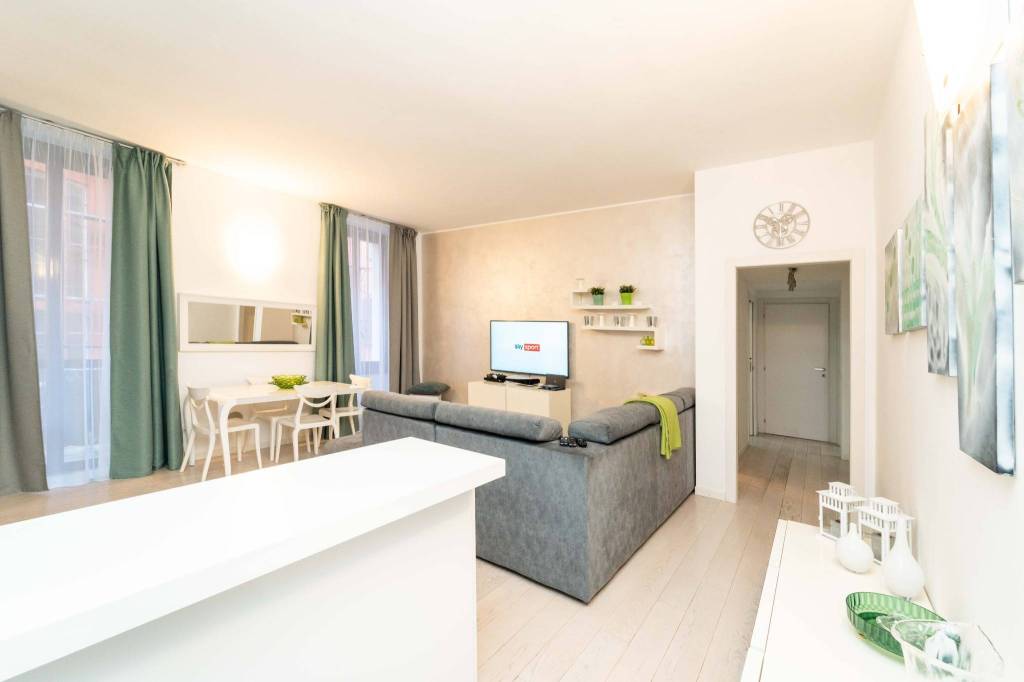 Appartamento in vendita a Milano via San Gregorio, 37