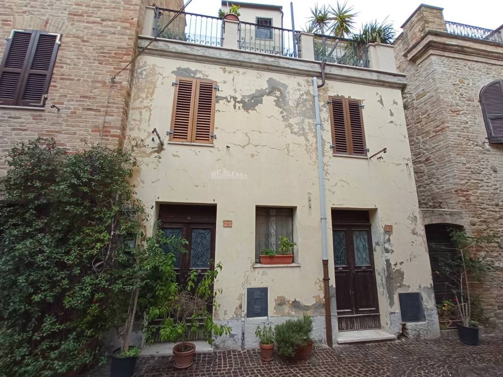 Casa Indipendente in vendita ad Acquaviva Picena via Marziale, 59