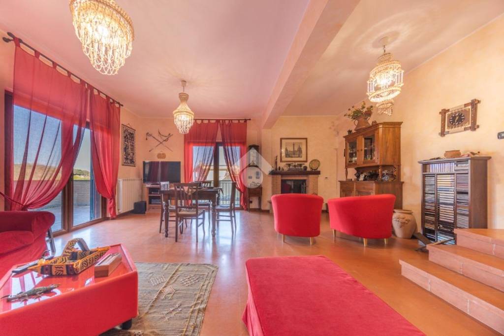 Villa Bifamiliare in vendita a Monte Porzio Catone via Tuscolo, 58