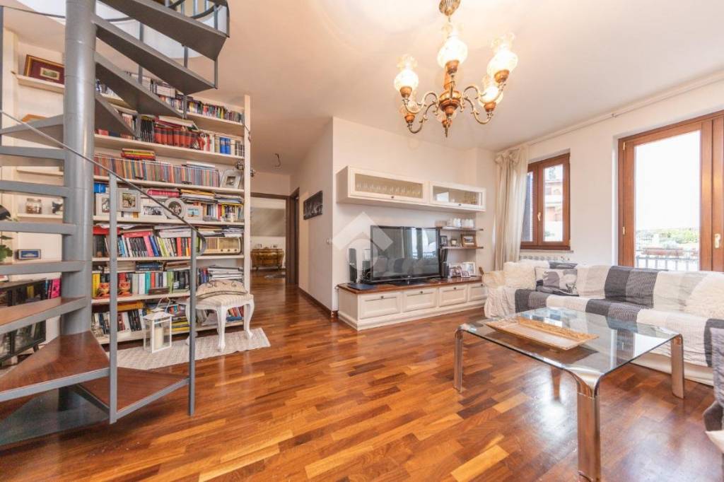 Appartamento in vendita a Monte Porzio Catone via Don Sturzo, 9