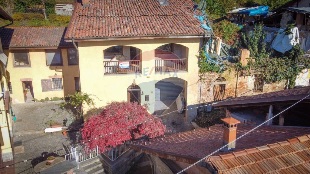 Casa Indipendente in vendita a Ronco Biellese via Cavour, 28