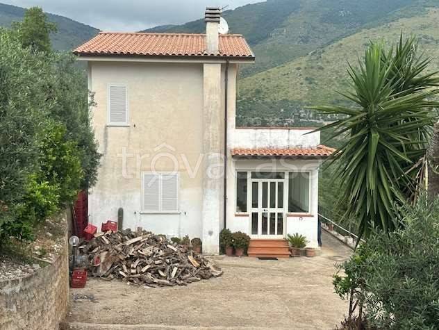 Villa in vendita a Itri via 51 sr 82