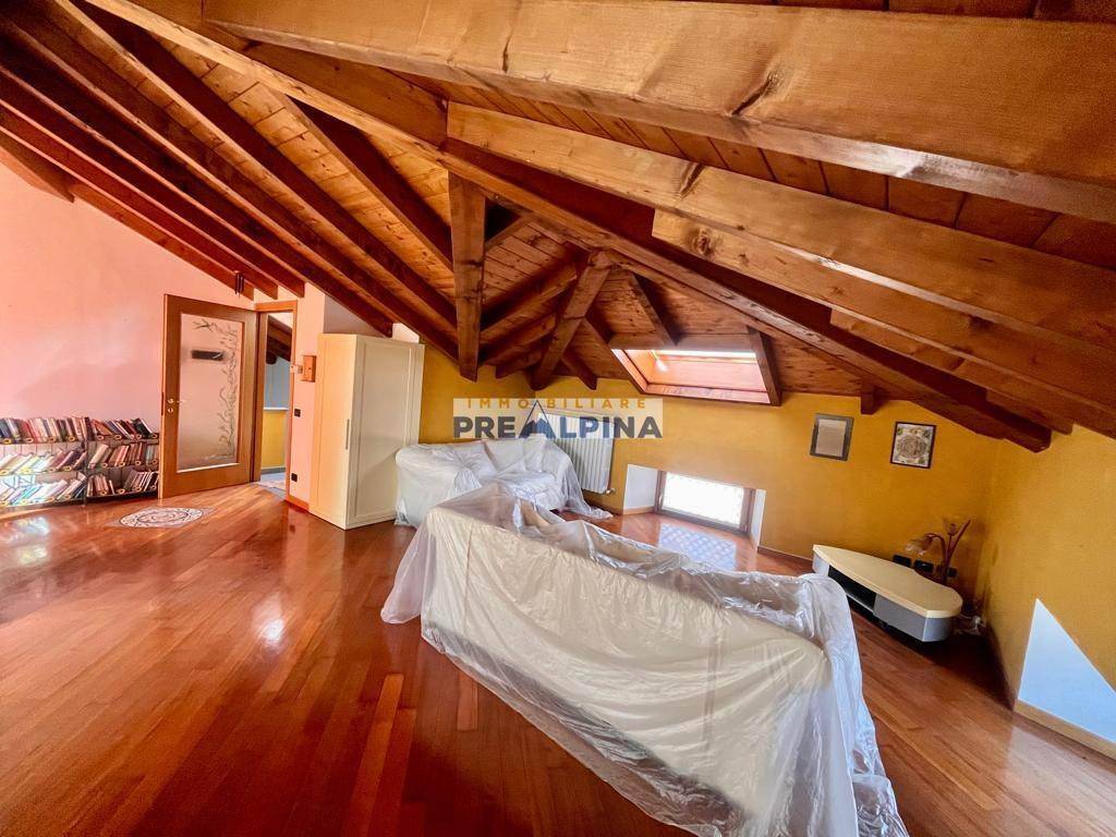 Villa Bifamiliare in vendita a Fiorano al Serio via Antonio Locatelli