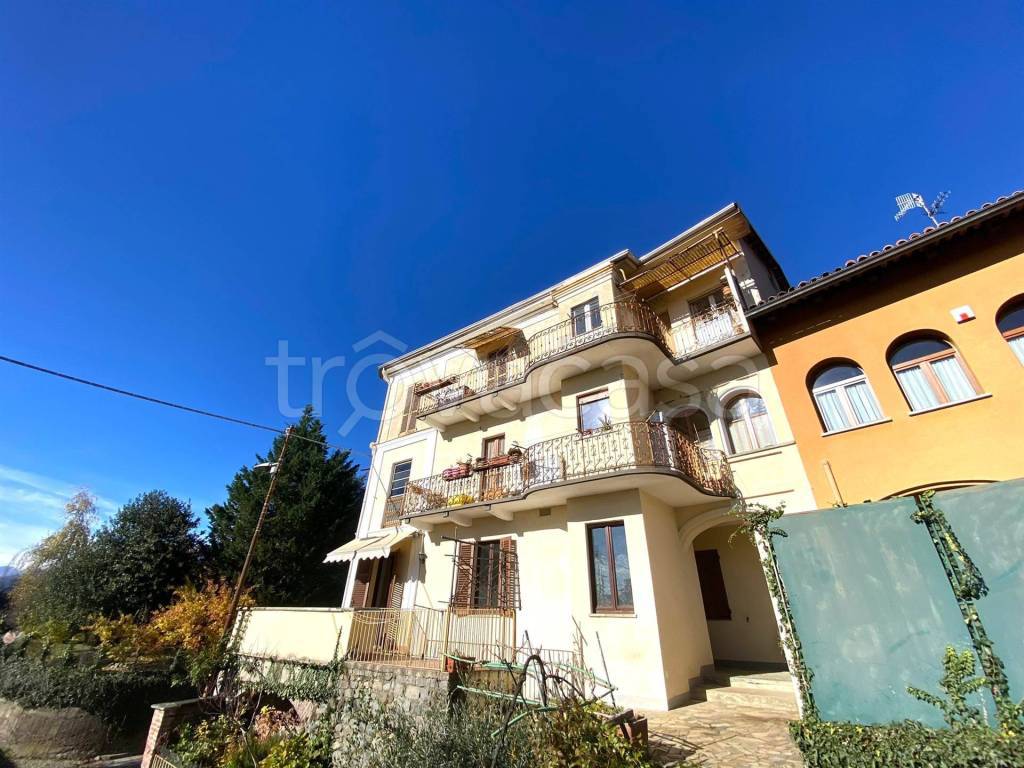 Appartamento in vendita a Biella via Santuario di Oropa, 30