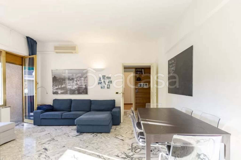Appartamento in affitto a Rapallo via della Libertà,132