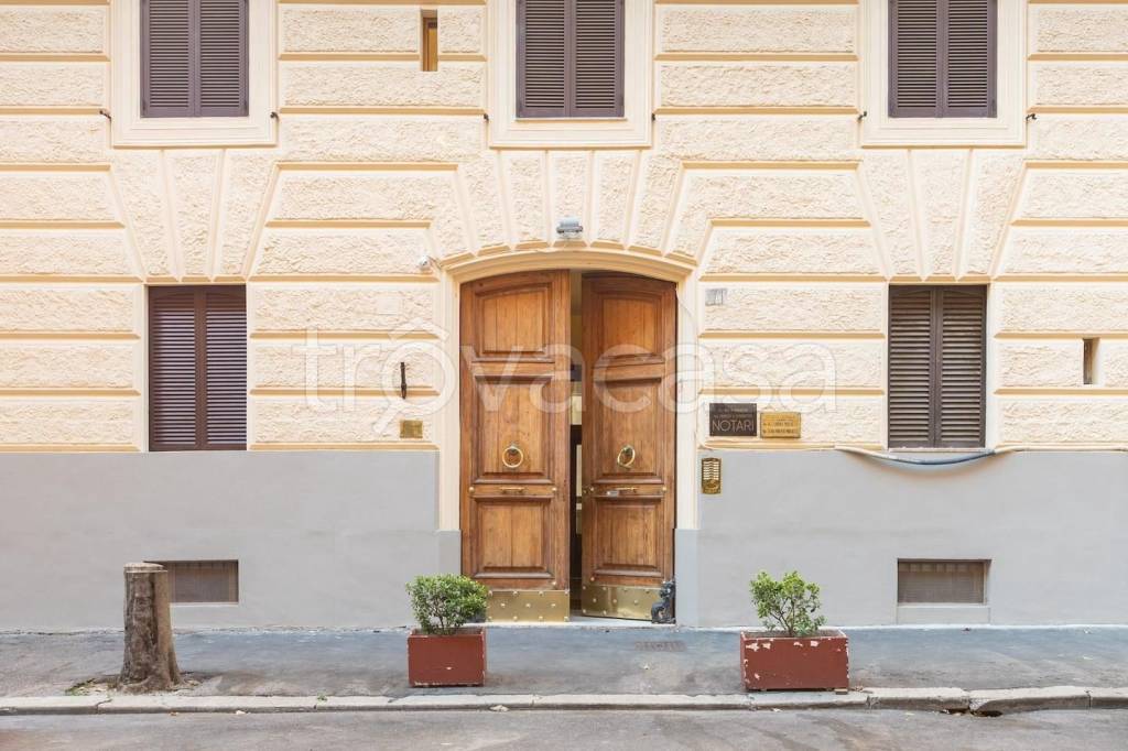 Appartamento in affitto a Roma via Paolo Emilio,71