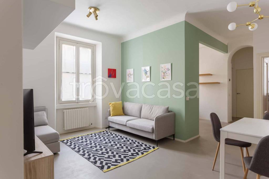 Appartamento in affitto a Milano via Felice Casati,21