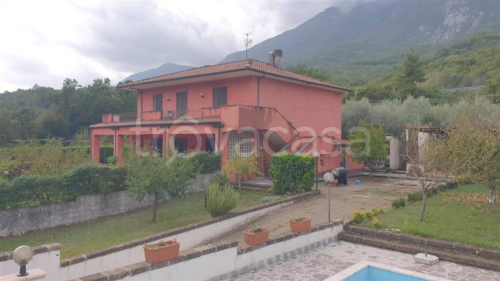 Villa in vendita a San Vincenzo Valle Roveto via Rossi, 4