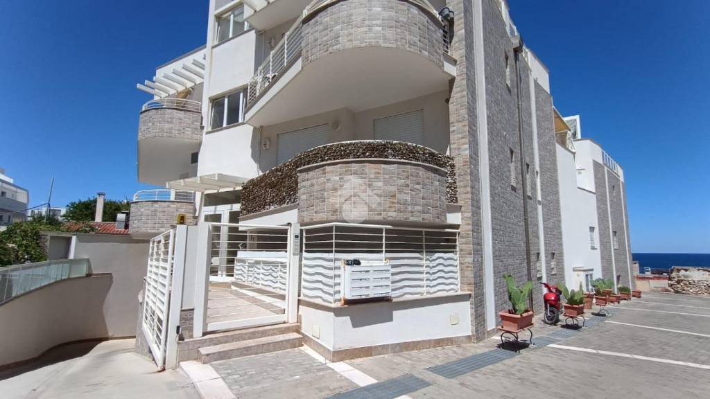 Appartamento in vendita a Polignano a Mare via s. Vito