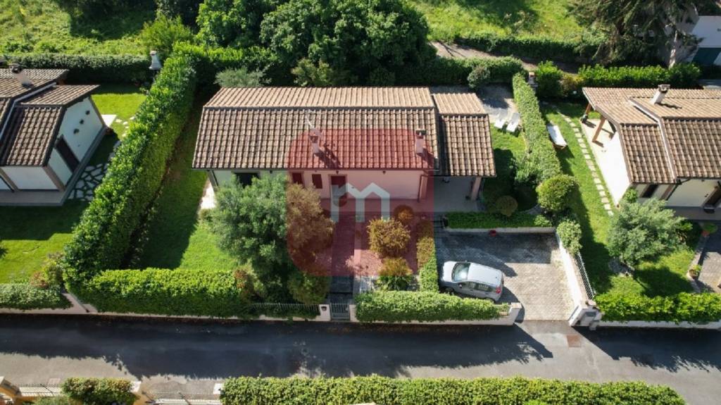 Villa in vendita a Zagarolo via Colle Palombara