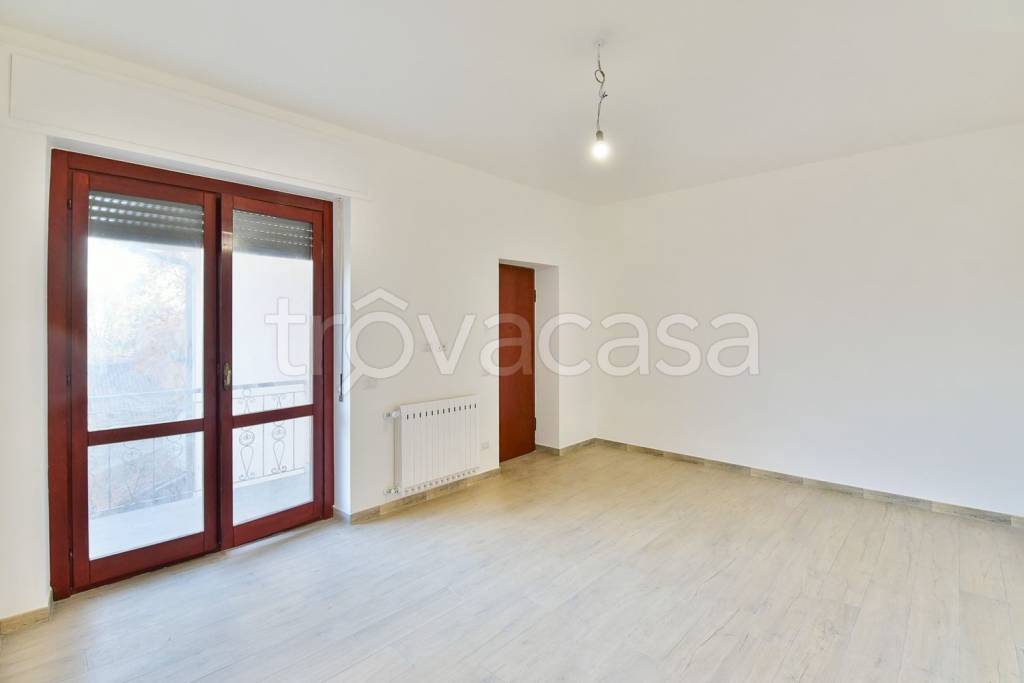 Appartamento in vendita a Cermenate via Scalabrini, 119