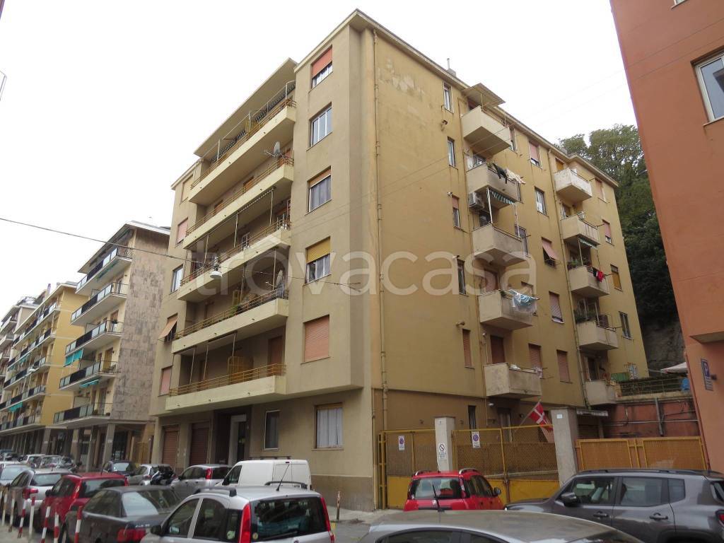 Appartamento in vendita a Genova via Carlo Antonio Tavella, 3