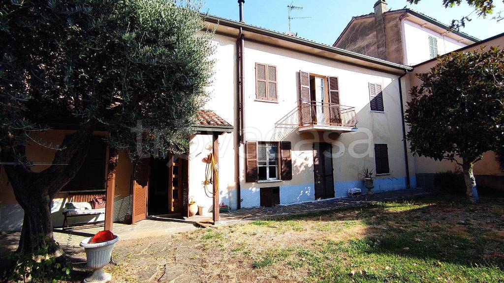 Casa Indipendente in vendita a Carbonara Scrivia via Vincenzo Carbone