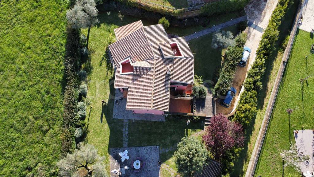 Villa in vendita a Bracciano via Maurizio Formisano