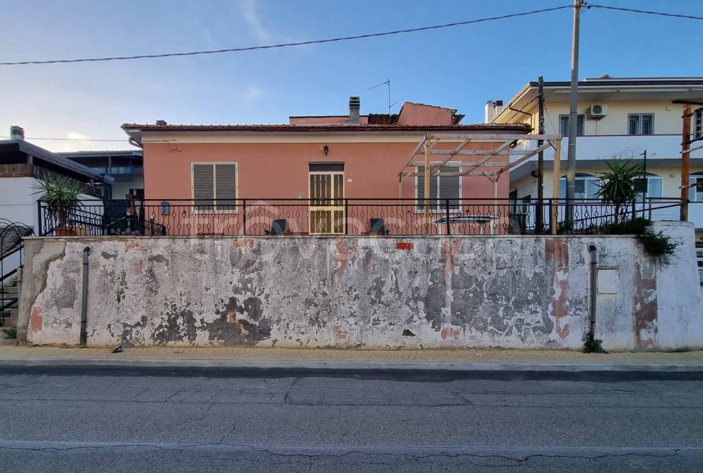 Casa Indipendente in vendita a Pescara strada Provinciale pescara-san Silvestro, 214