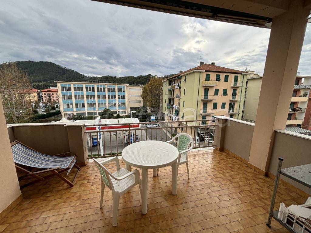 Appartamento in vendita a Sestri Levante viale Dante Alighieri