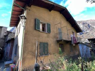 Villa in in vendita da privato a montjovet frazione borgo, 10