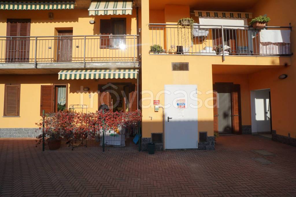 Appartamento in vendita a Cilavegna via Vecchiarino