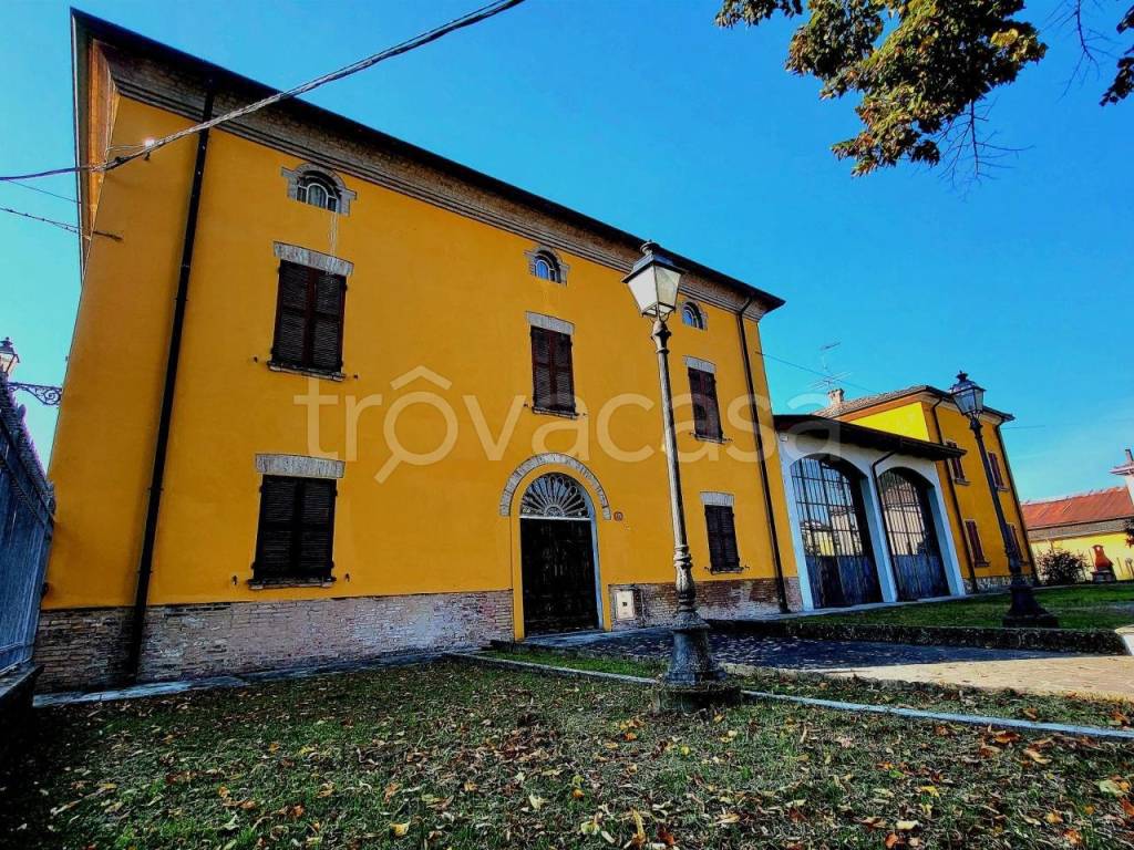 Villa in vendita a Roccabianca strada Villa, 36