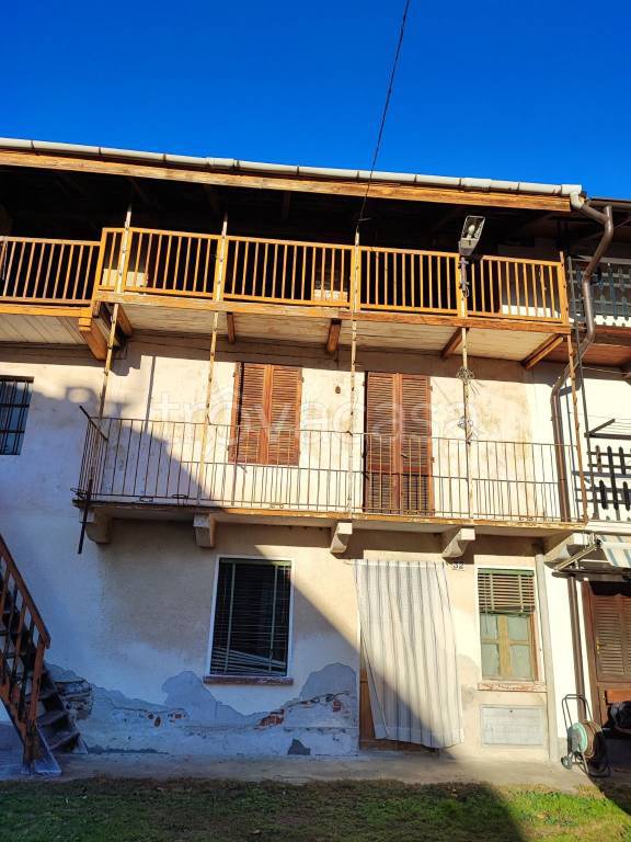 Casa Indipendente in vendita a Ciriè località Rossignoli, 32