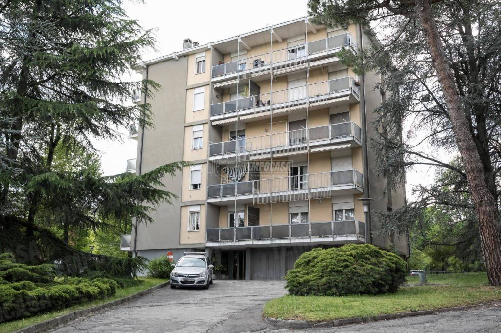 Appartamento in vendita a Lurago d'Erba via Dante Alighieri 28/prima sx