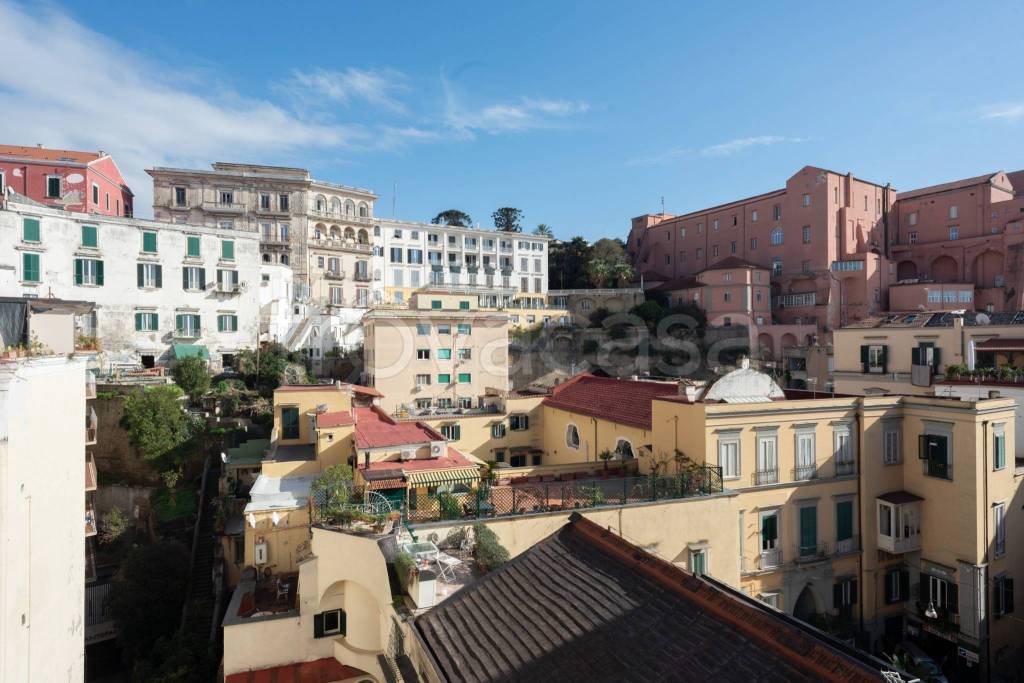 Appartamento in vendita a Napoli via Domenico Morelli, 15