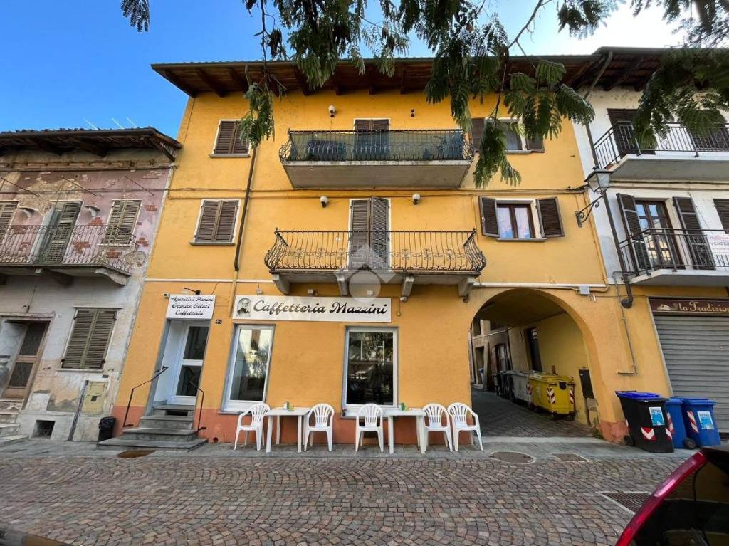 Casa Indipendente in vendita a Lauriano via Mazzini, 17
