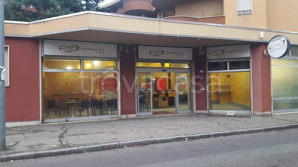 Bar in in affitto da privato a Novara via Conti di Biandrate, 2