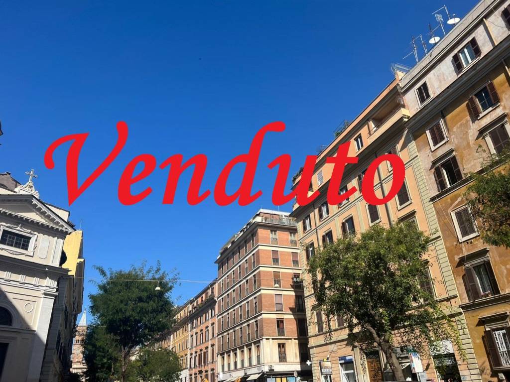 Appartamento in vendita a Roma via Carlo Alberto
