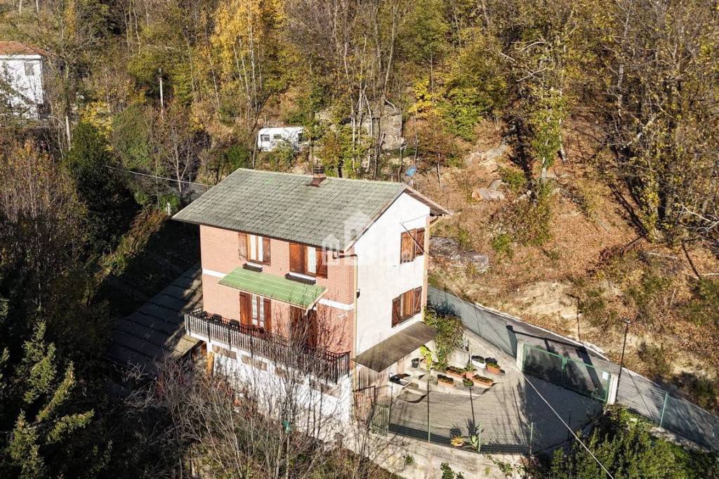 Casa Indipendente in vendita a Pont-Canavese borgata Faiallo, 78