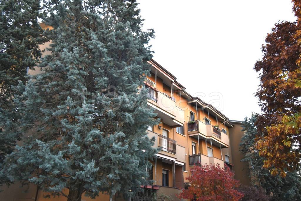 Appartamento in vendita ad Aicurzio via Santa Maria Dei Poveri, 1