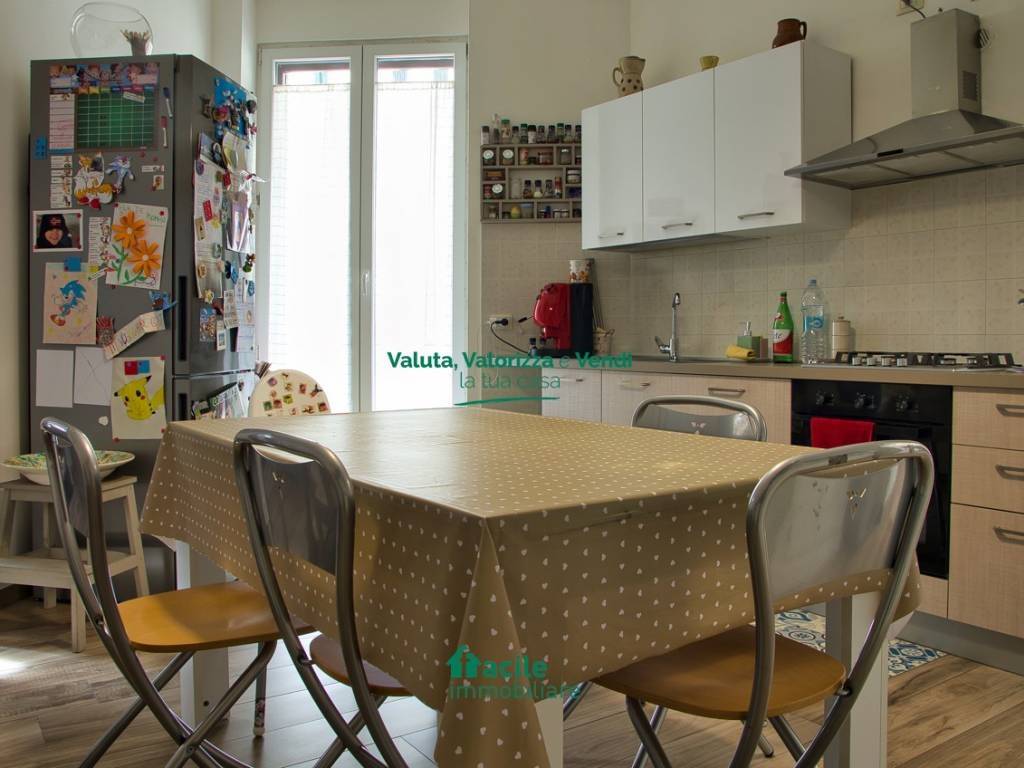 Appartamento in vendita a Gravina in Puglia via Alcide De Gasperi, 117, 70024 Gravina in Puglia ba, Italia