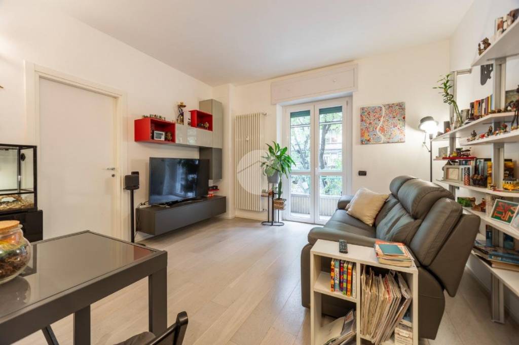 Appartamento in vendita a Milano via principe eugenio, 29