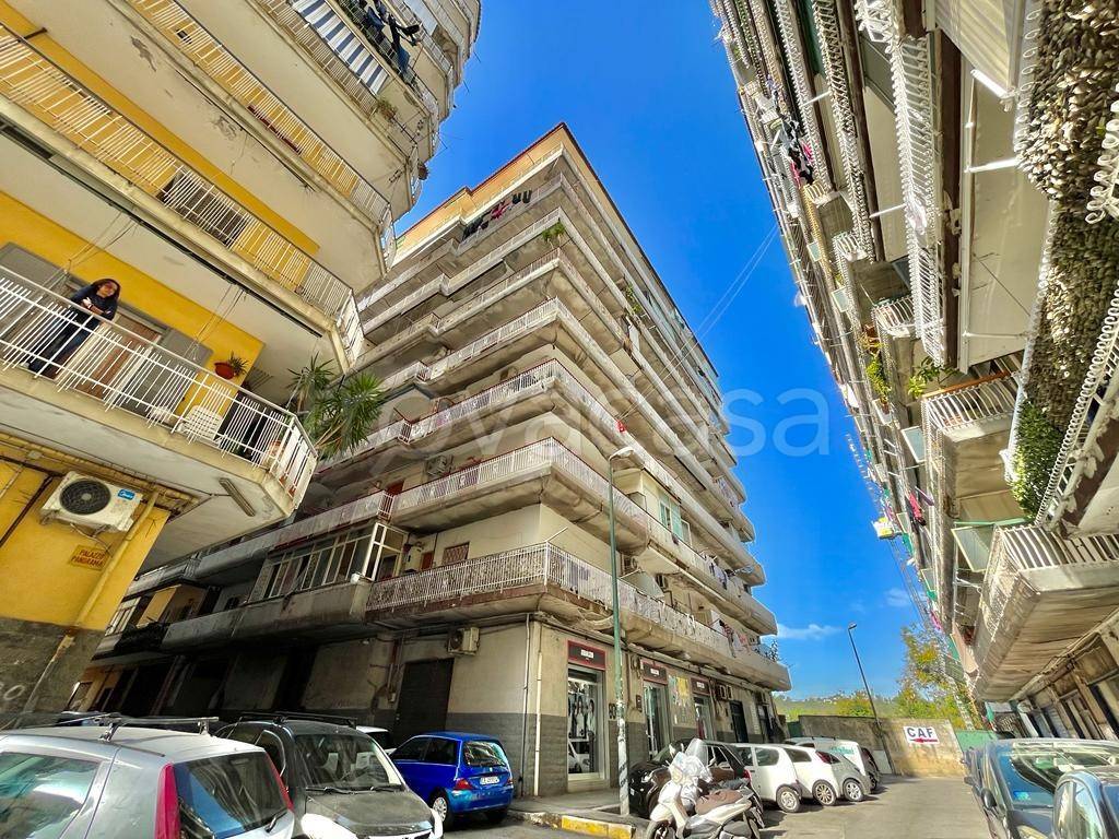 Appartamento in vendita a Napoli via Francesco Arnaldi, 122