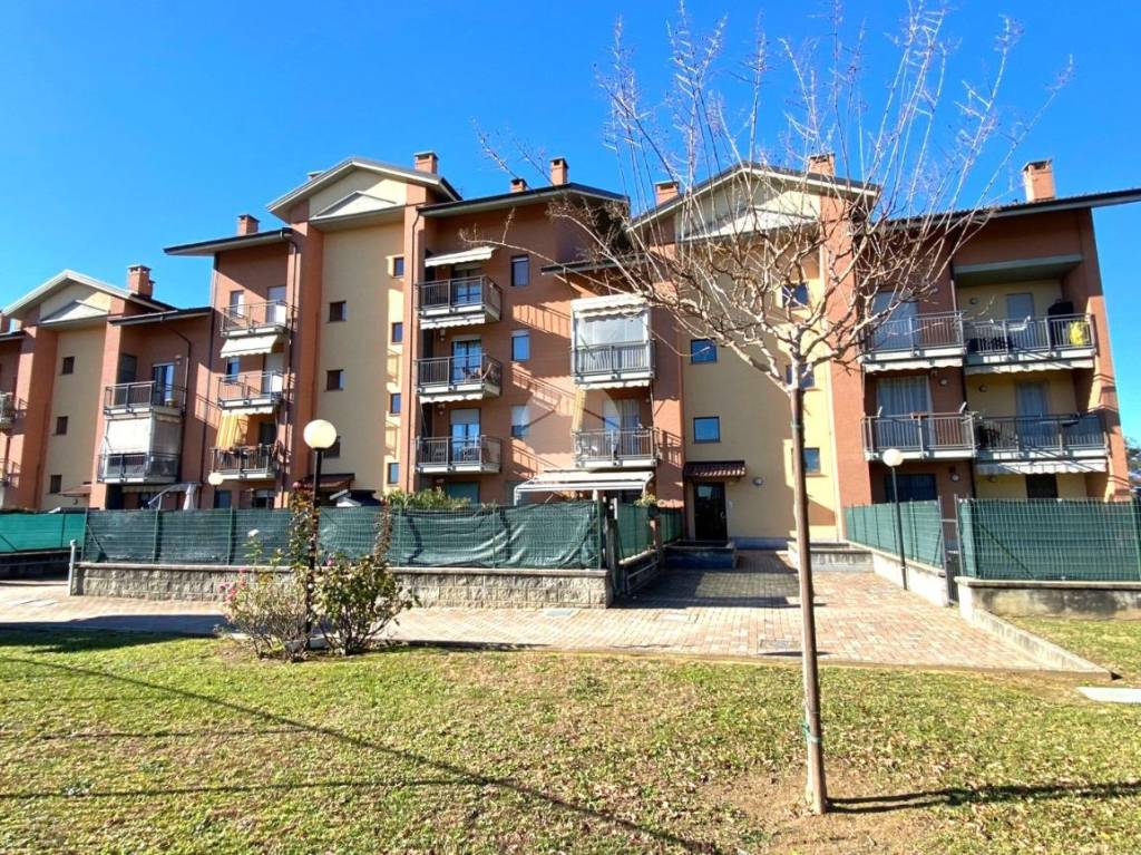 Appartamento in vendita a Orbassano via Po, 21