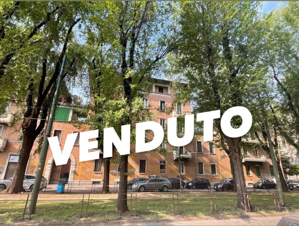 Appartamento in vendita a Milano via Mac mahon, 107