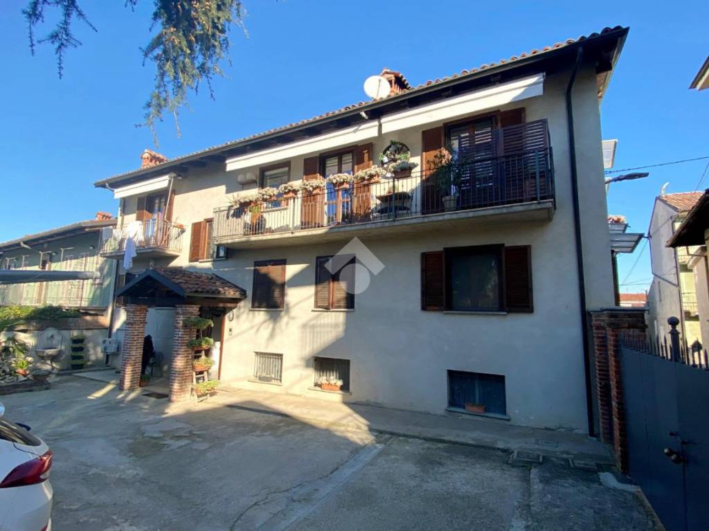 Appartamento in vendita a Montà via Placido Mossello, 4