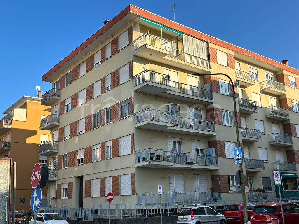 Appartamento in vendita a Mondovì via Giacomo Viale, 11